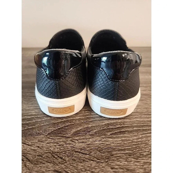 Dr. Scholl's Women's Nova Slip On Sneaker Black Snake Print Synthetic Sz 7 M - Picture 4 of 7